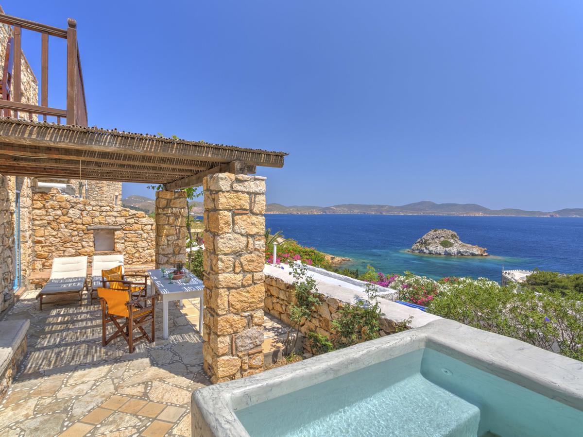 Eirini Luxury Hotel Villas Grikos Bay  Bagian luar foto