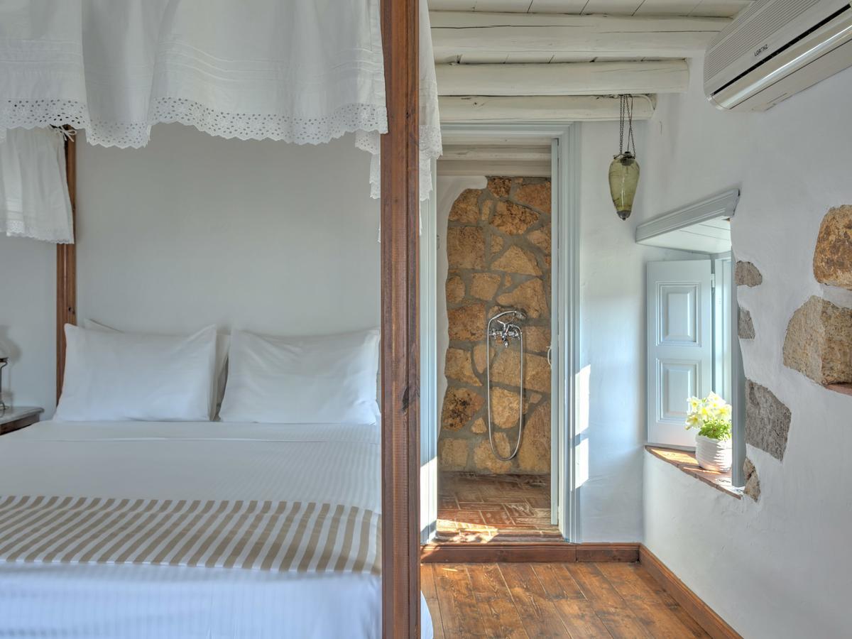 Eirini Luxury Hotel Villas Grikos Bay  Bagian luar foto