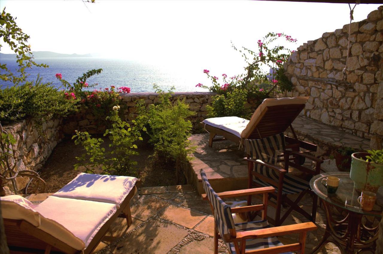 Eirini Luxury Hotel Villas Grikos Bay  Bagian luar foto